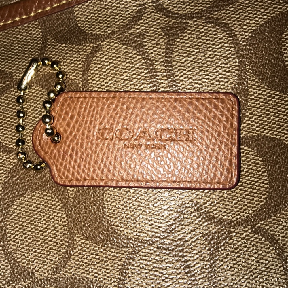 Coach Purse - Picture 7 of 8
